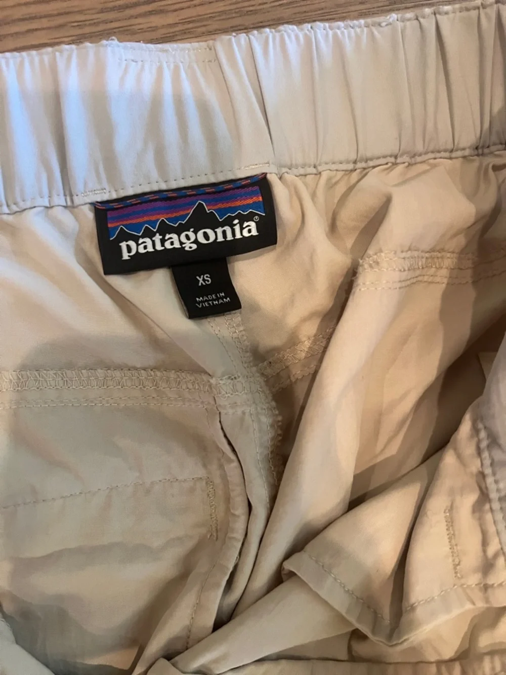 Patagonia Men's Light Beige Cargo Pants - Picture 2 of 5
